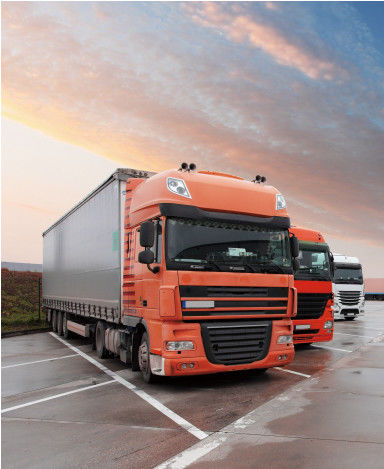 Kundenspezifischer Behälter-Handels-LKW, der China Yiwu zur Doppelt-Freigaben-Paket-Steuer Italiens Spanien DDP zur Tür versendet